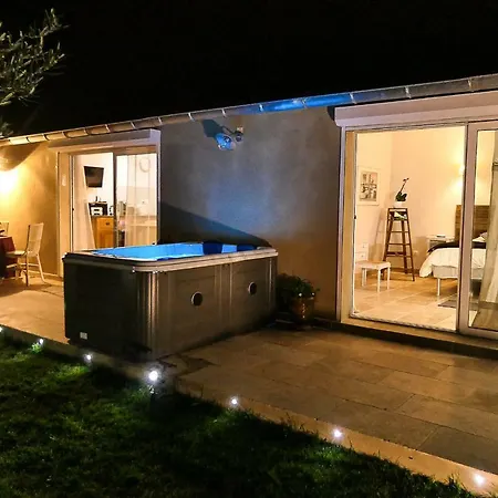 Hammam Et Jacuzzi En Provence Villa Caphan Exterior photo